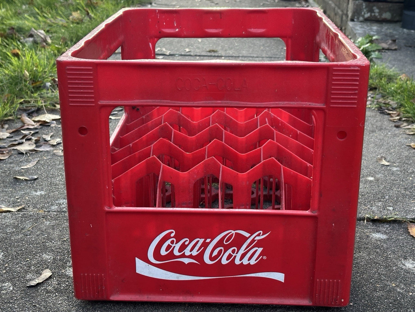 Coca-Cola 24 Bottle Plastic Crate Vintage