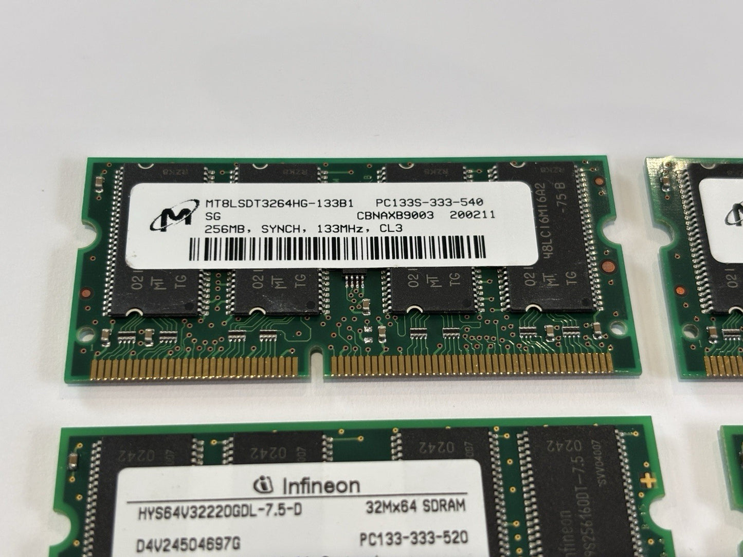 4x 256MB PC133 133MHz CL3 SDRAM Infineon x2 & MTBL x2
