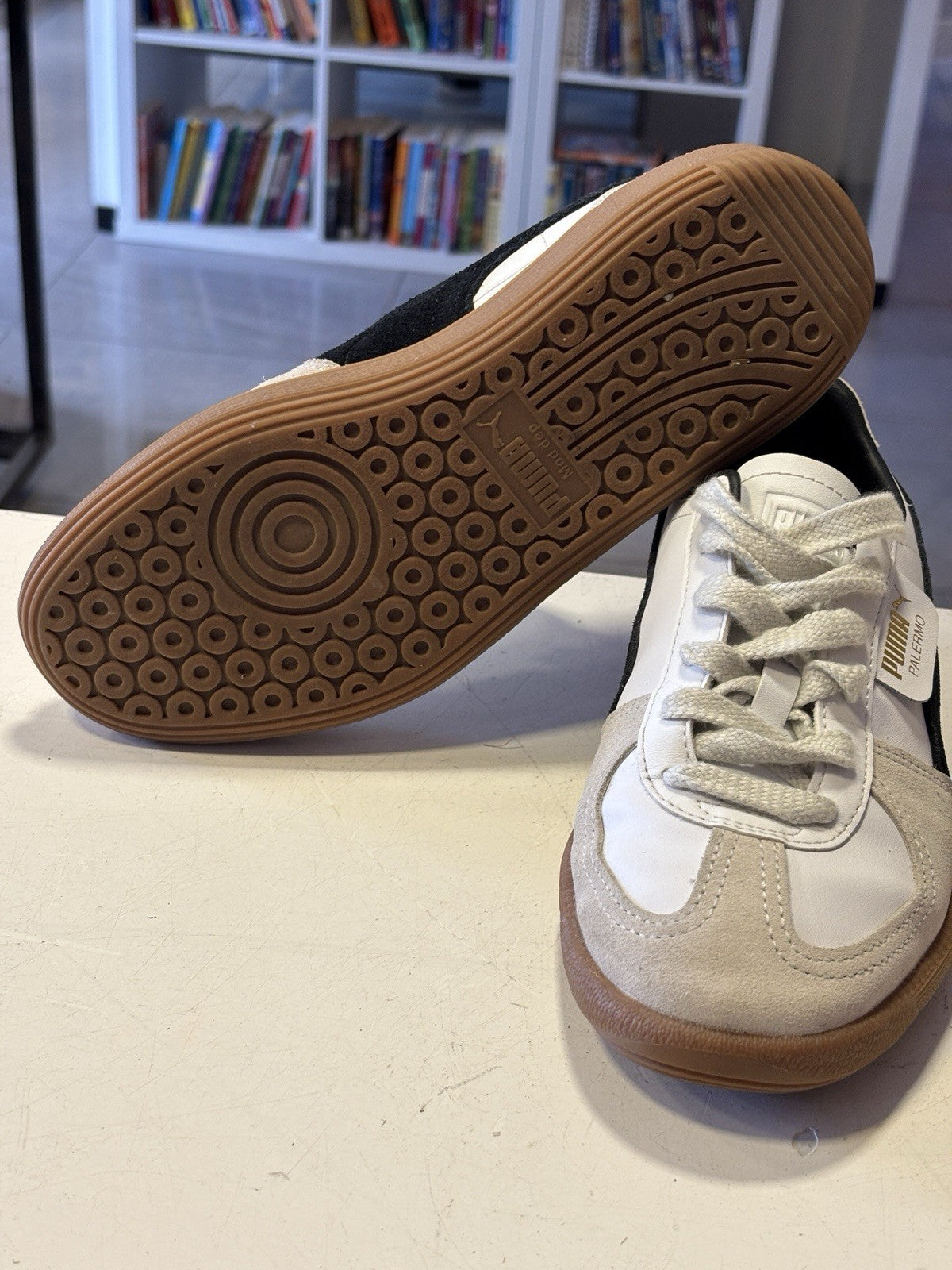 Puma Palermo White Casual Shoes Sneakers Size UK 5.5