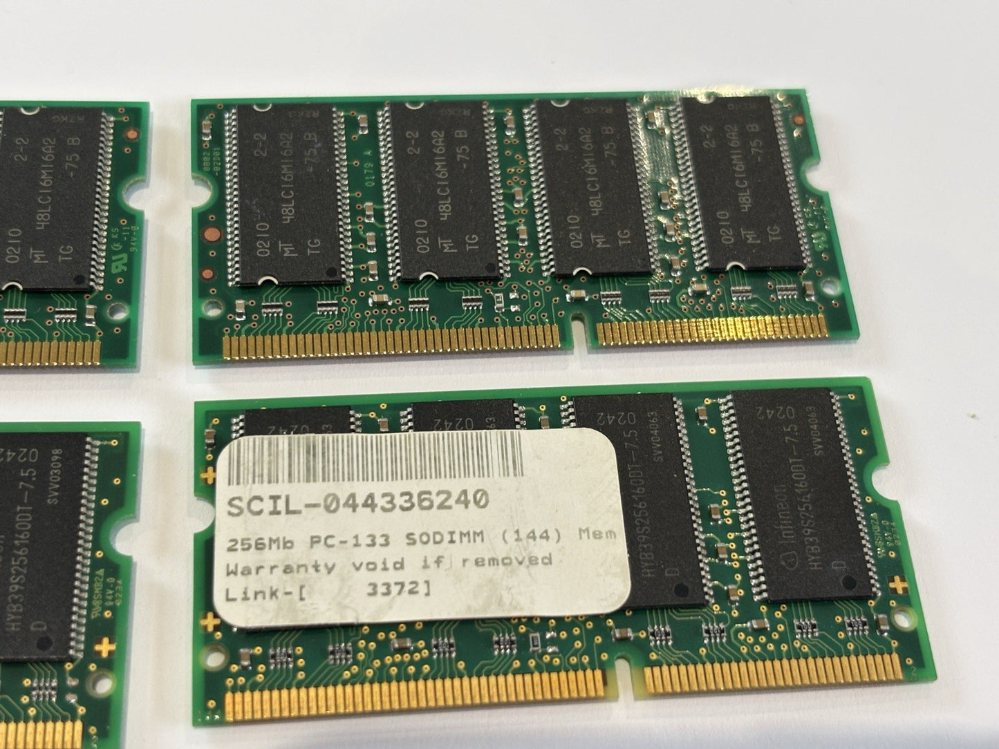 4x 256MB PC133 133MHz CL3 SDRAM Infineon x2 & MTBL x2