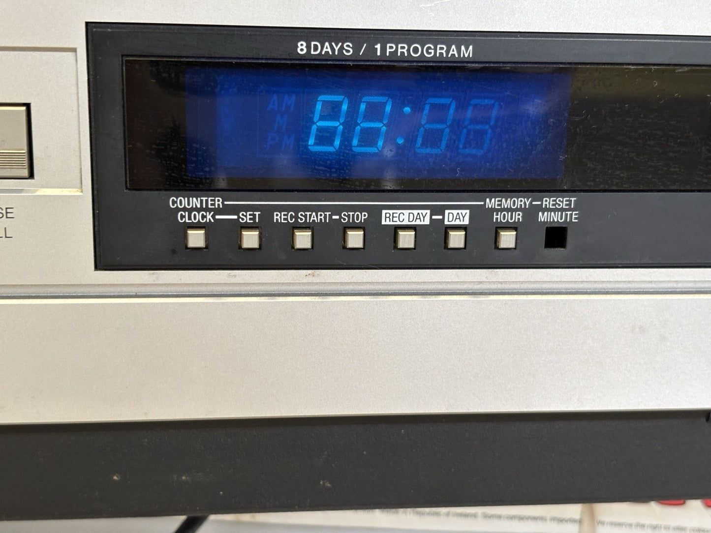 Sanyo VTC 5000 Betacord Betamax Recorder Tested for Power READ DESCRIPTION