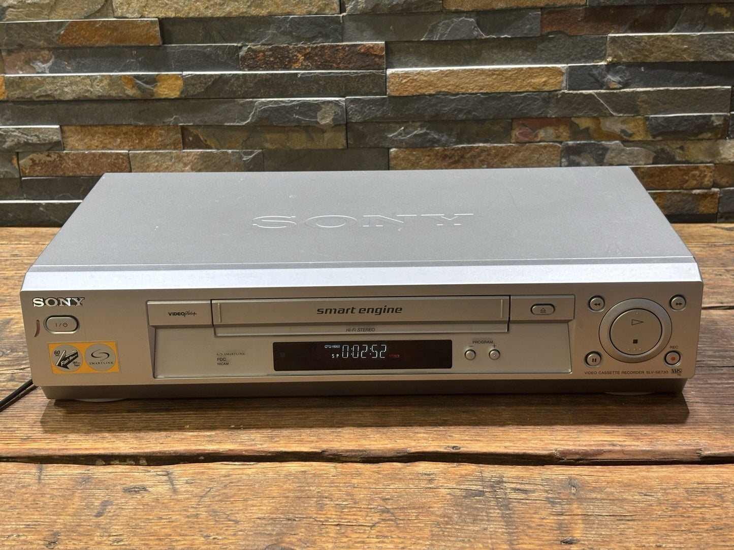 Sony SLV-SE730 VCR Video Cassette Recorder VHS Cassette Tape PAL SLV-SE730G