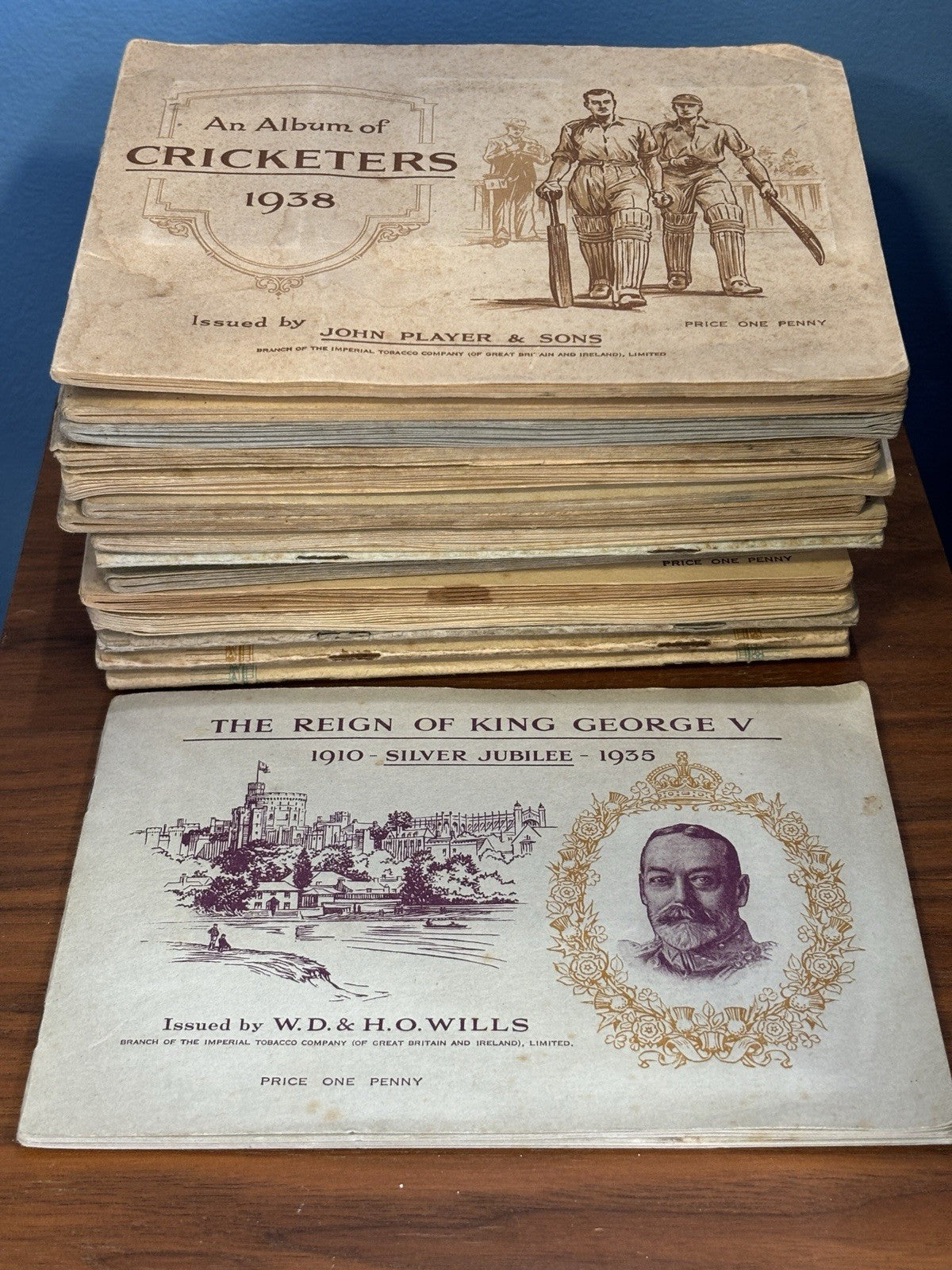 16x Vintage Cigarette Card Complete Albums