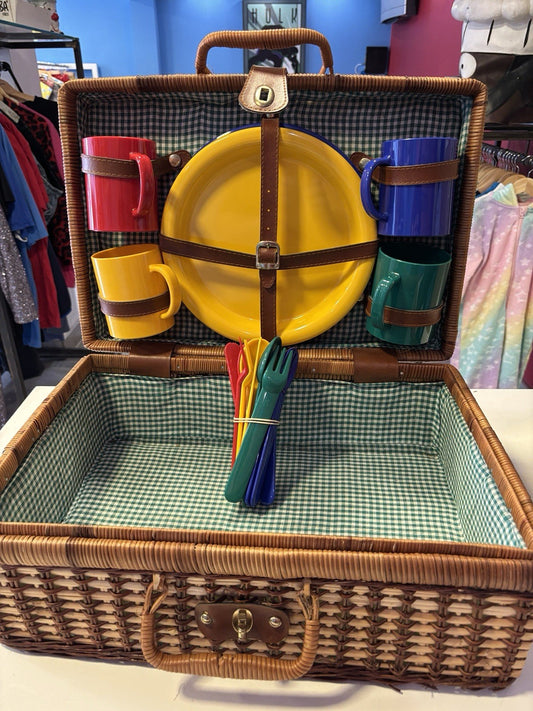 Picnic Basket Set