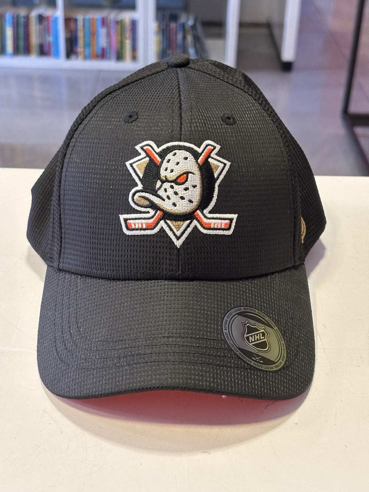 NHL Anaheim Ducks Baseball Cap Hat. One Size.