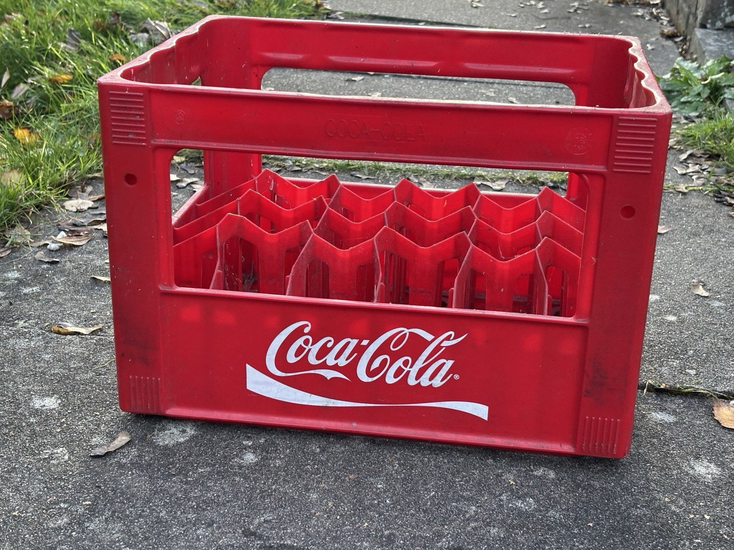 Coca-Cola 24 Bottle Plastic Crate Vintage