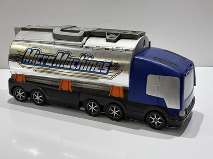 Vintage Micro Machines Super Stunt City Tanker Truck Carry Playset 2001