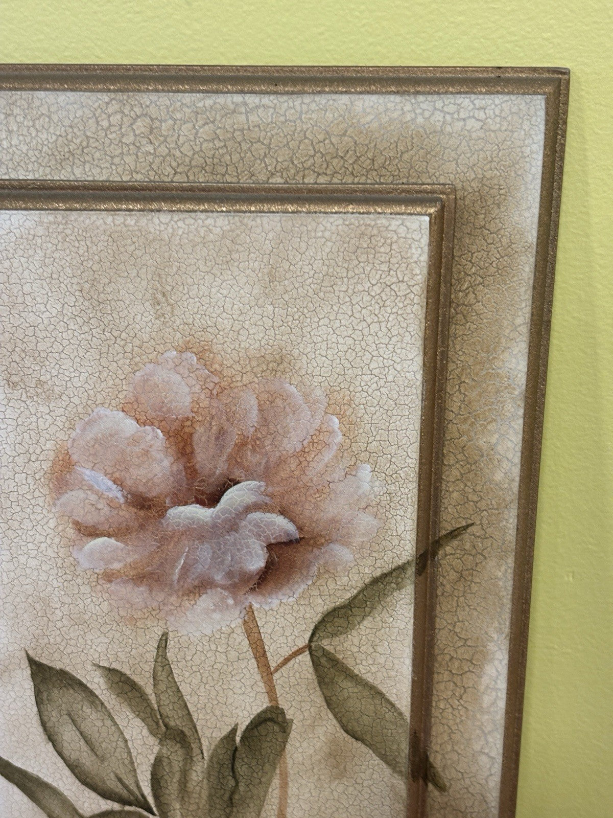 Flower Wall Art With A Gold Frame
