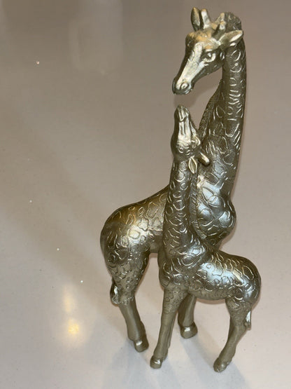 Gold Resin Giraffe Mother & Baby ornament approx 29cm tall