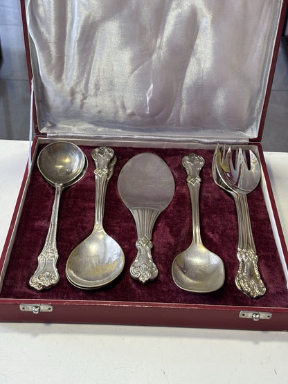 8 Vintage Silver Played Flatware In Case
