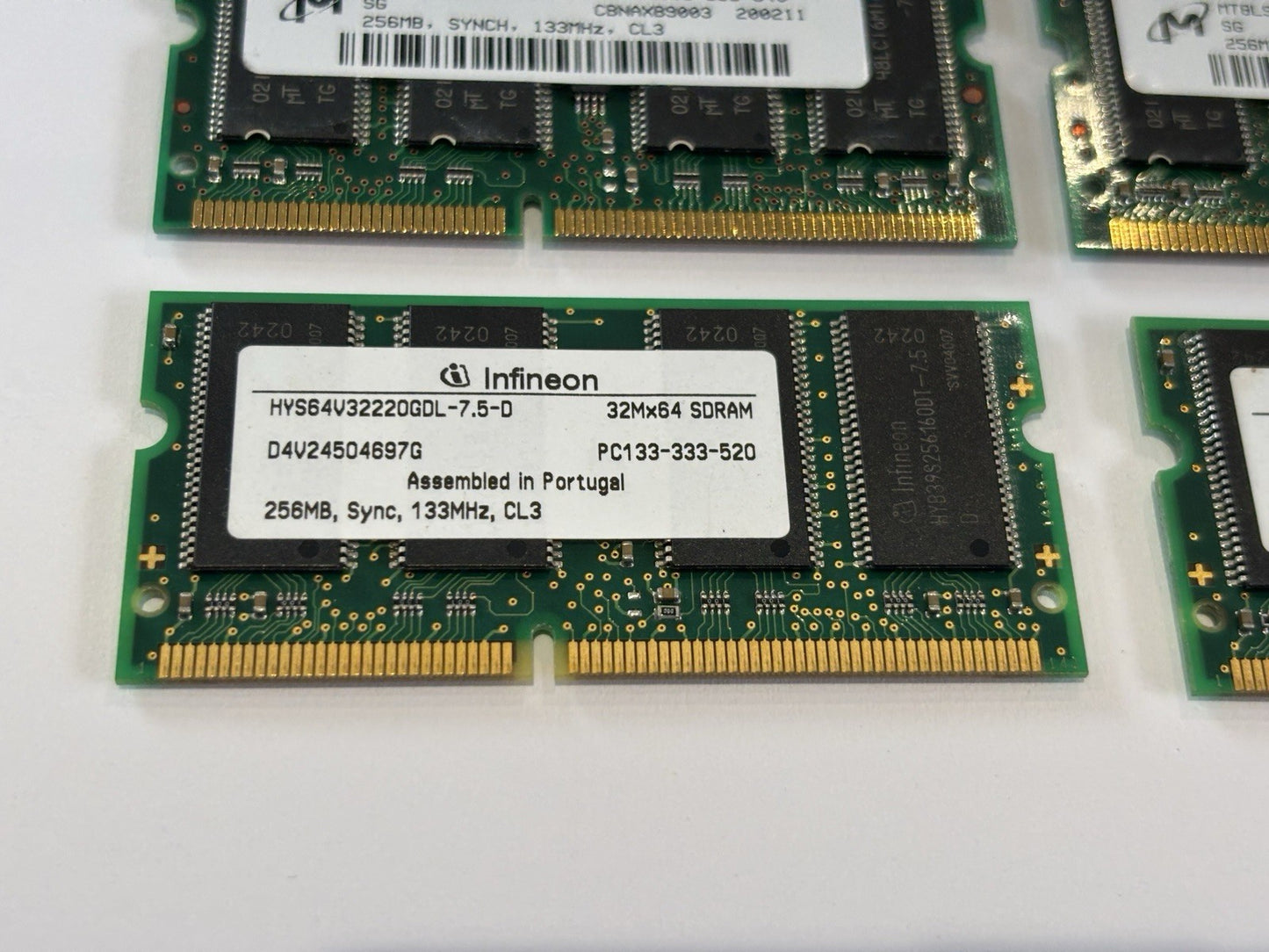 4x 256MB PC133 133MHz CL3 SDRAM Infineon x2 & MTBL x2