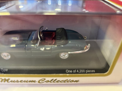 1/43  KYOSHO JAGUAR E-TYPE Coupe (Blue)   #03062B 1 Of 4,200