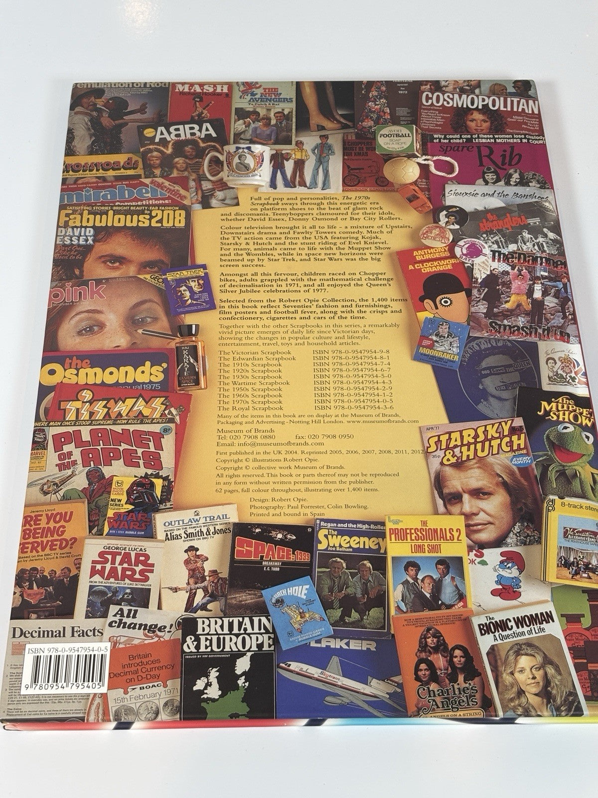The 1970s Scrapbook by Opie  New 9780954795405 Fast Free Shipping+-