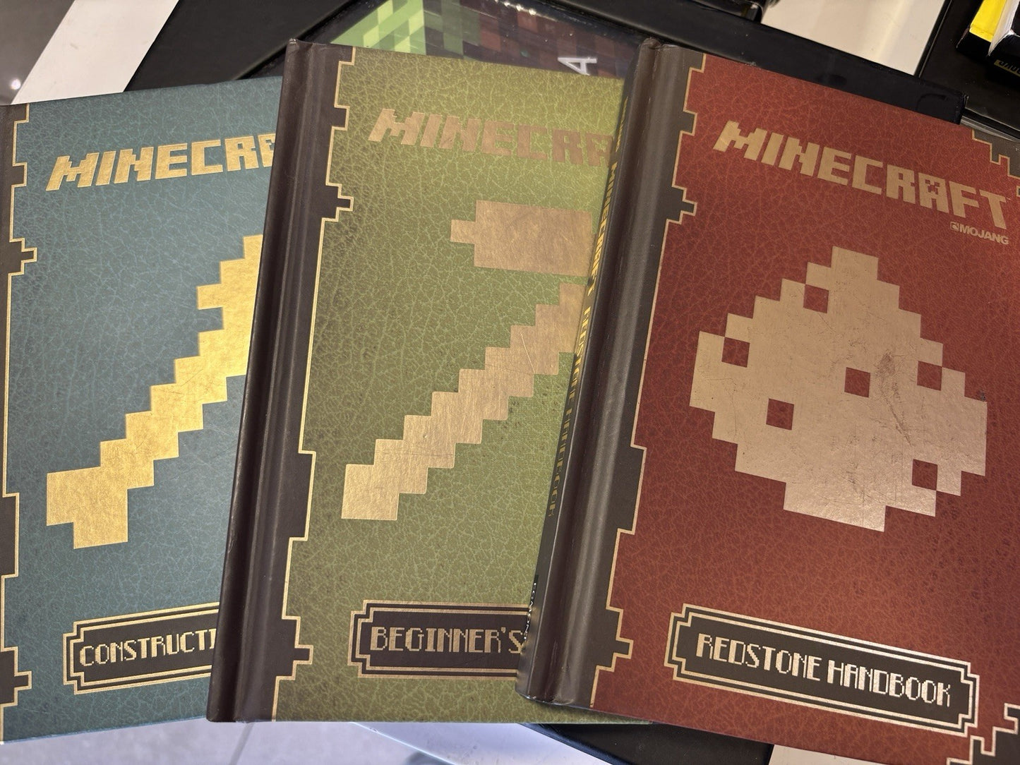Minecraft Blockopedia Official Minecraft Encyclopedia +5 Extra Books