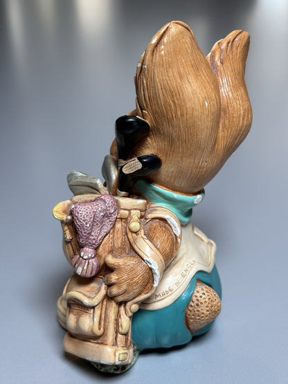Pendelfin Rabbit Collectors Figurine - Birdie the Golfer
