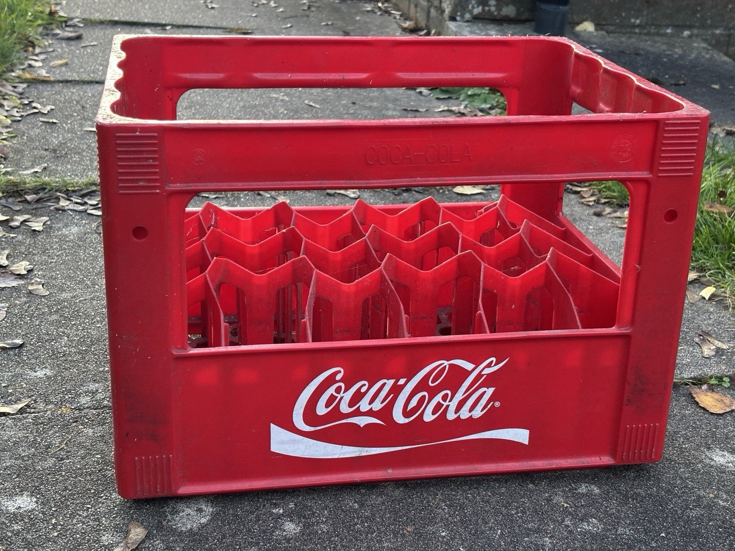 Coca-Cola 24 Bottle Plastic Crate Vintage