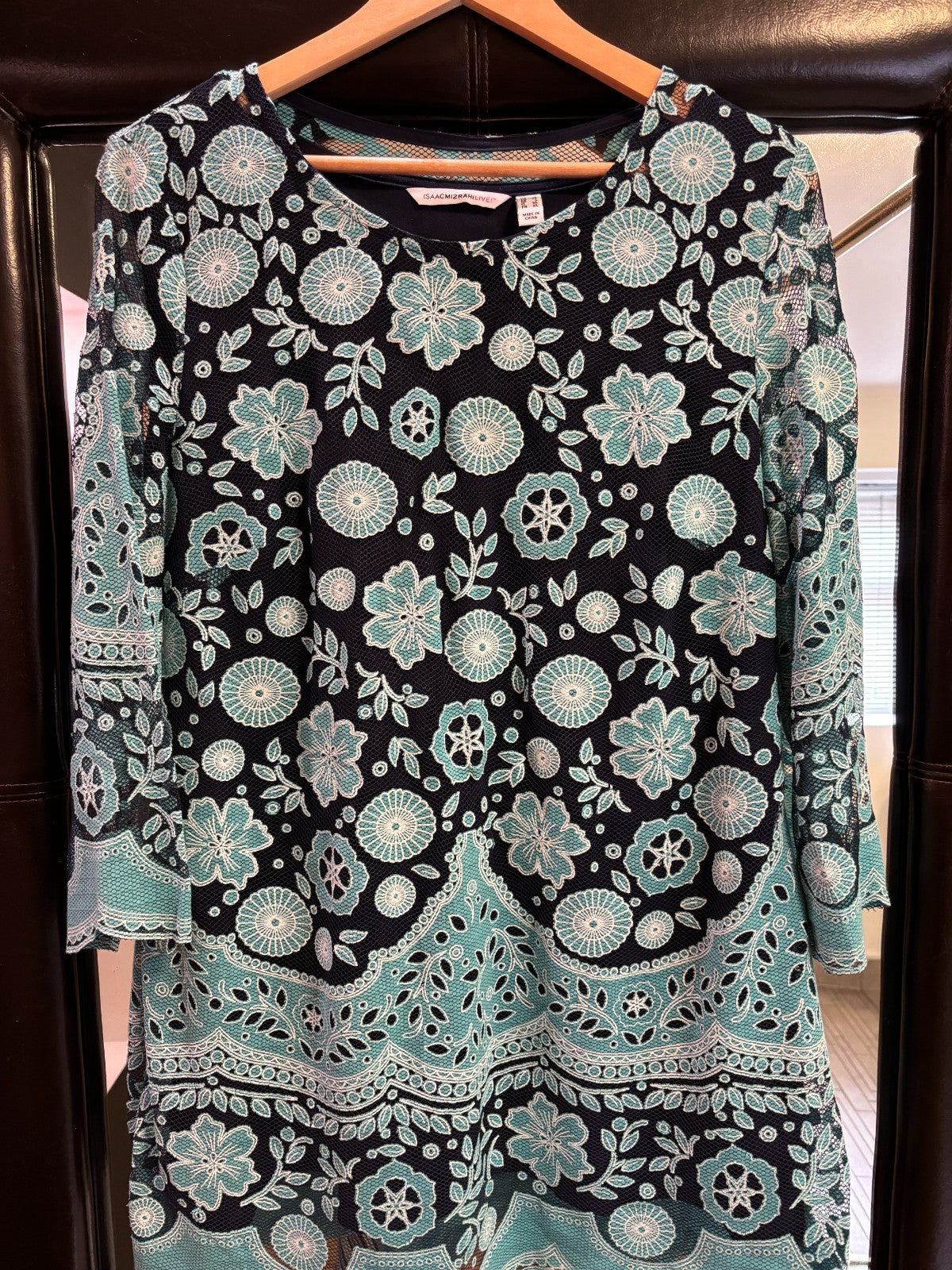 Isaac Mizrahi LIVE Womens Scoop Neck Lace Overlay Top UK Size XL