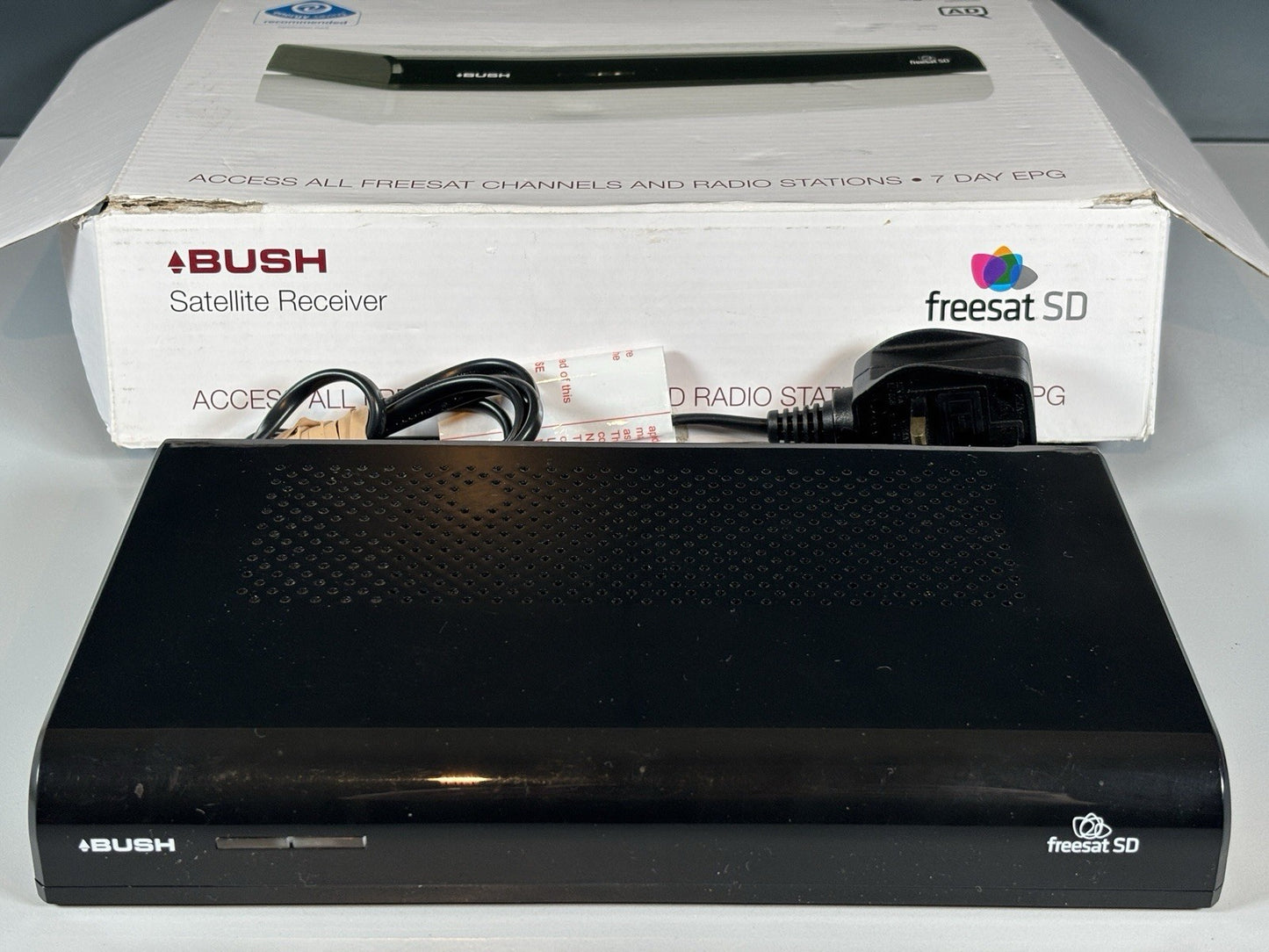 Bush Freesat SD Digital Satellite TV Receiver Set Top Box with Remote BFSAT02SD