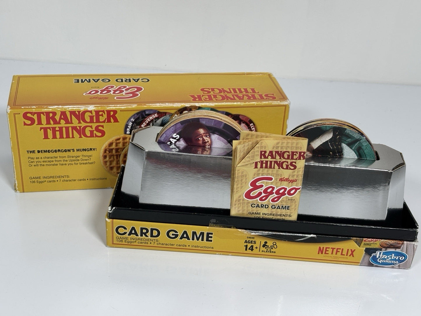 Stranger Things Eggo Kelloggs card game 2017 Netflix Hasbro Age 14+ 2-6 players