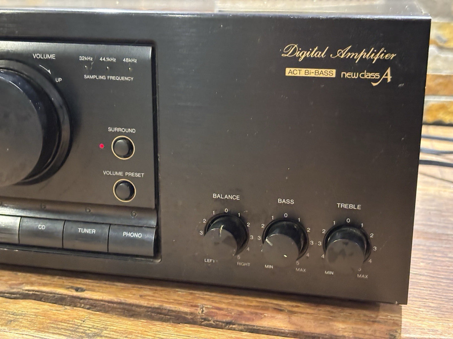 TECHNICS SU-X520D INTIGRATED STEREO AMPLIFIER