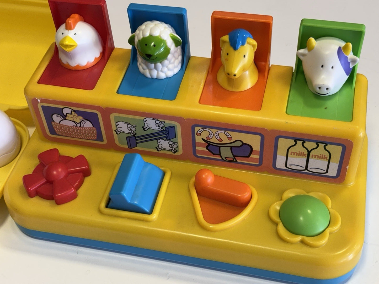 1 X POP UP TOY by FUNTIME & 1 X TOMY Hide and Squeak Eggs Interactive Toy