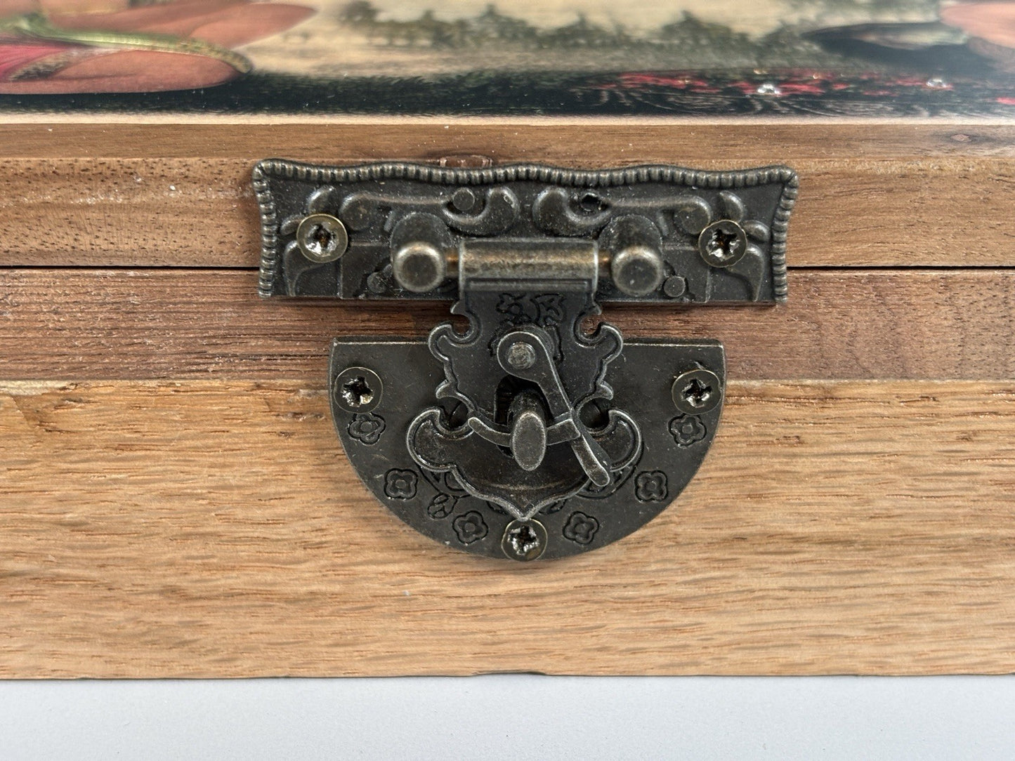 Sundara-Kanda Wooden Box Altar Kit Book Fragrance