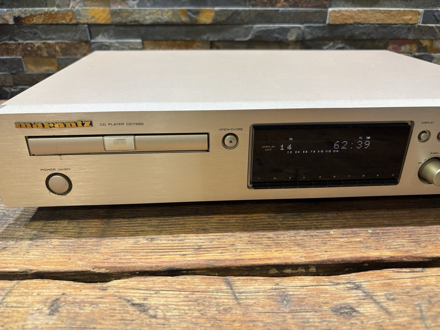 Marantz CD7300 CD Player – CD Text / Pitch Control – MP3 Playback – Working