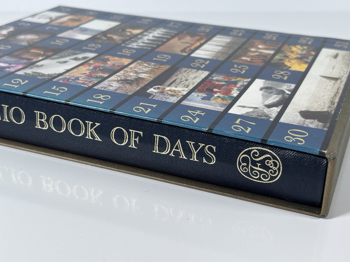 Folio Society. Folio Book of Days. 2002. 1st ed? Fine in fine slipcase