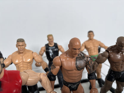 WWE Wrestlemania 2010 Spring Loaded Ring + 8 Figures Including The Rock & Cena