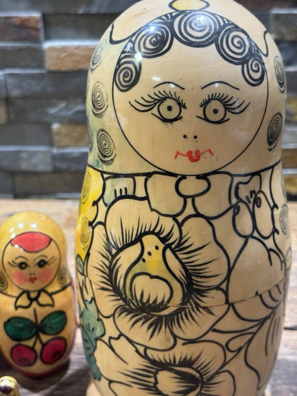 Vintage Wooden Babushka 7 Piece Nesting
