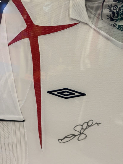 David Beckham Signed Framed 2006 England Shirt Jersey