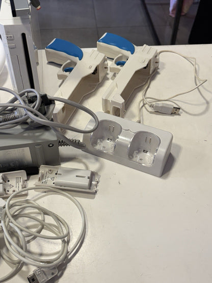 Nintendo Wii Console 2x Controllers 2x Wheels  2x Battery Charger Pack and Acc'