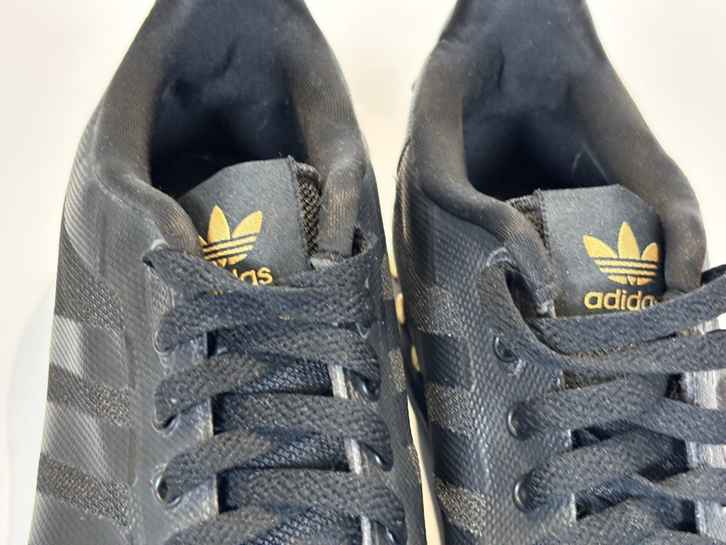 Adidas LA Trainer II Black/Gold Men's Trainers Size UK 9.5
