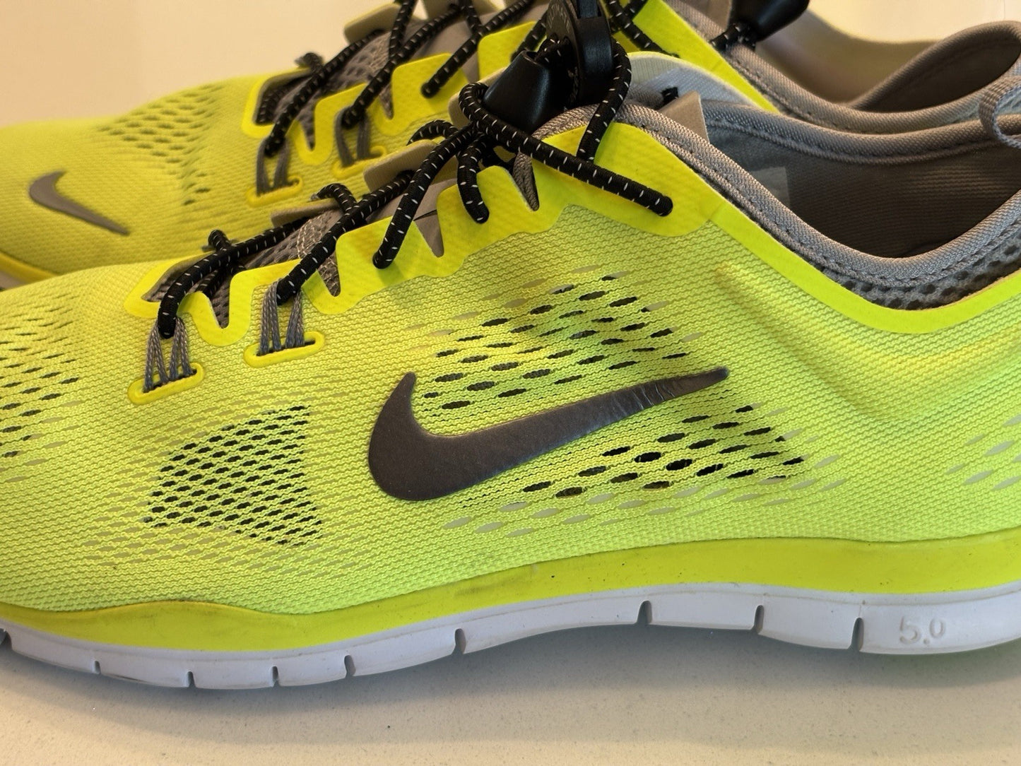 Nike WM Free 5.0 TR Fit 4 Yellow Running Trainers Size UK 6