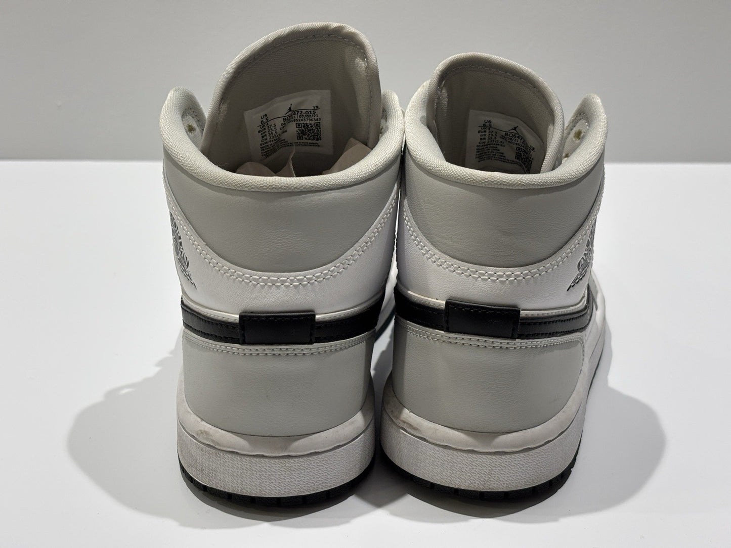 Nike Air Jordan 1 Mid Grey Fog Black BQ6472-015 Trianers in Size 4 UK