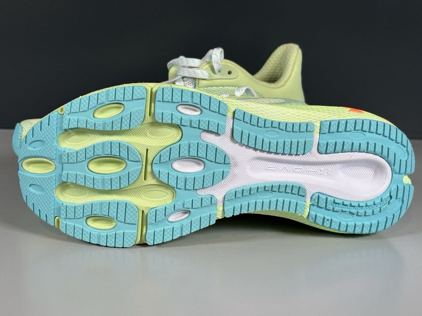 UNDER ARMOUR Womens Green Blue Hovr Machina 3 Size UK 4 US 6.5 BRAND NEW