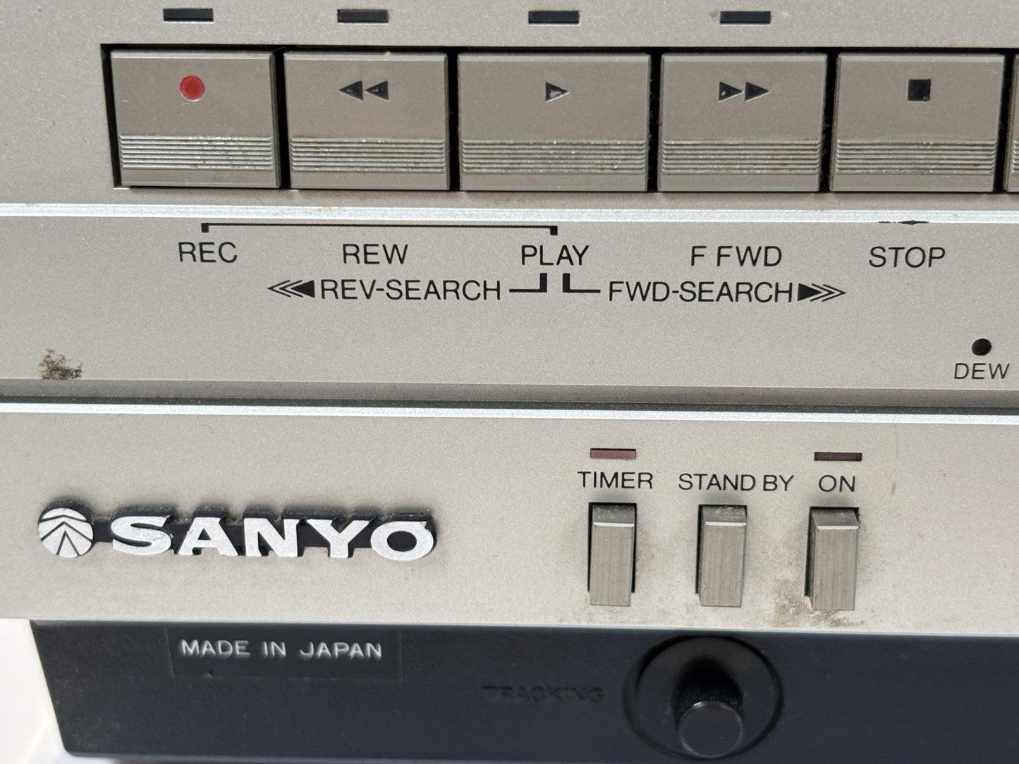 Sanyo VTC 5000 Betacord Betamax Recorder Tested for Power READ DESCRIPTION