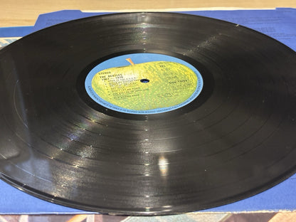 The Beatles 1967-1970 Blue Album 2xLP Vinyl UK Gatefold Pre Owned Collectable