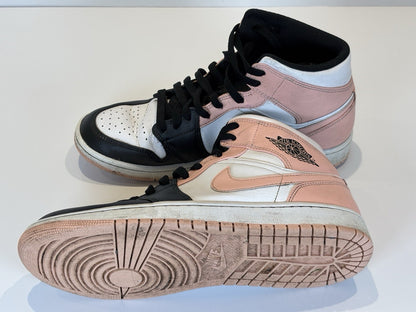 NIKE AIR JORDAN 1 MID SIZE UK9