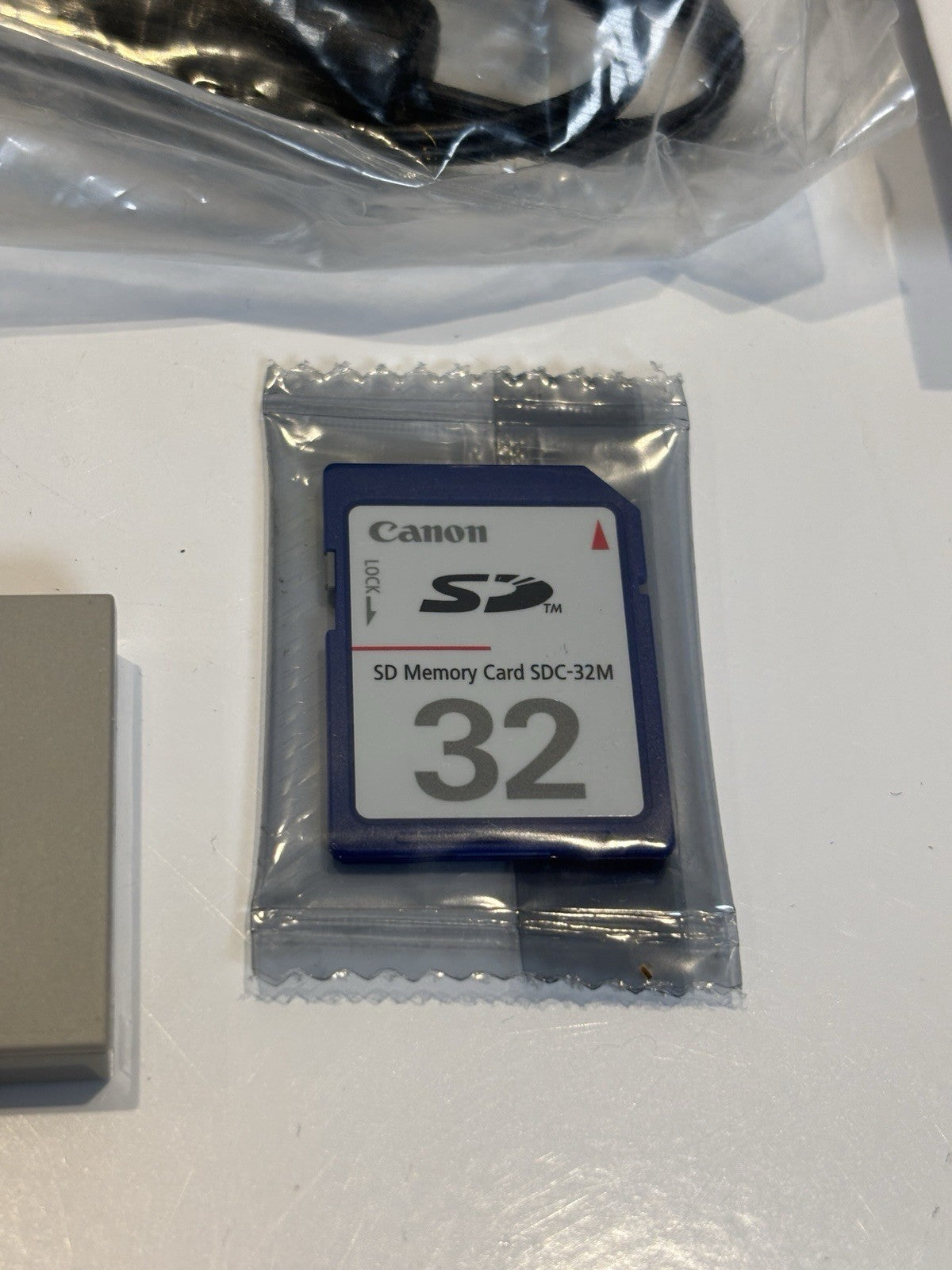 Canon IXUS 870 IS Digital Camera  Image Stabilizer 4x Zoom Great Condition