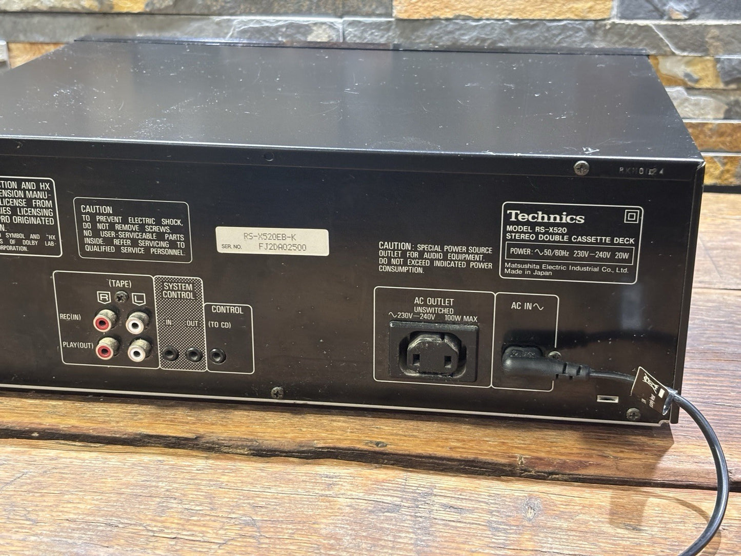Technics 360 Series RS-X520 Twin Cassette Deck. Read Description