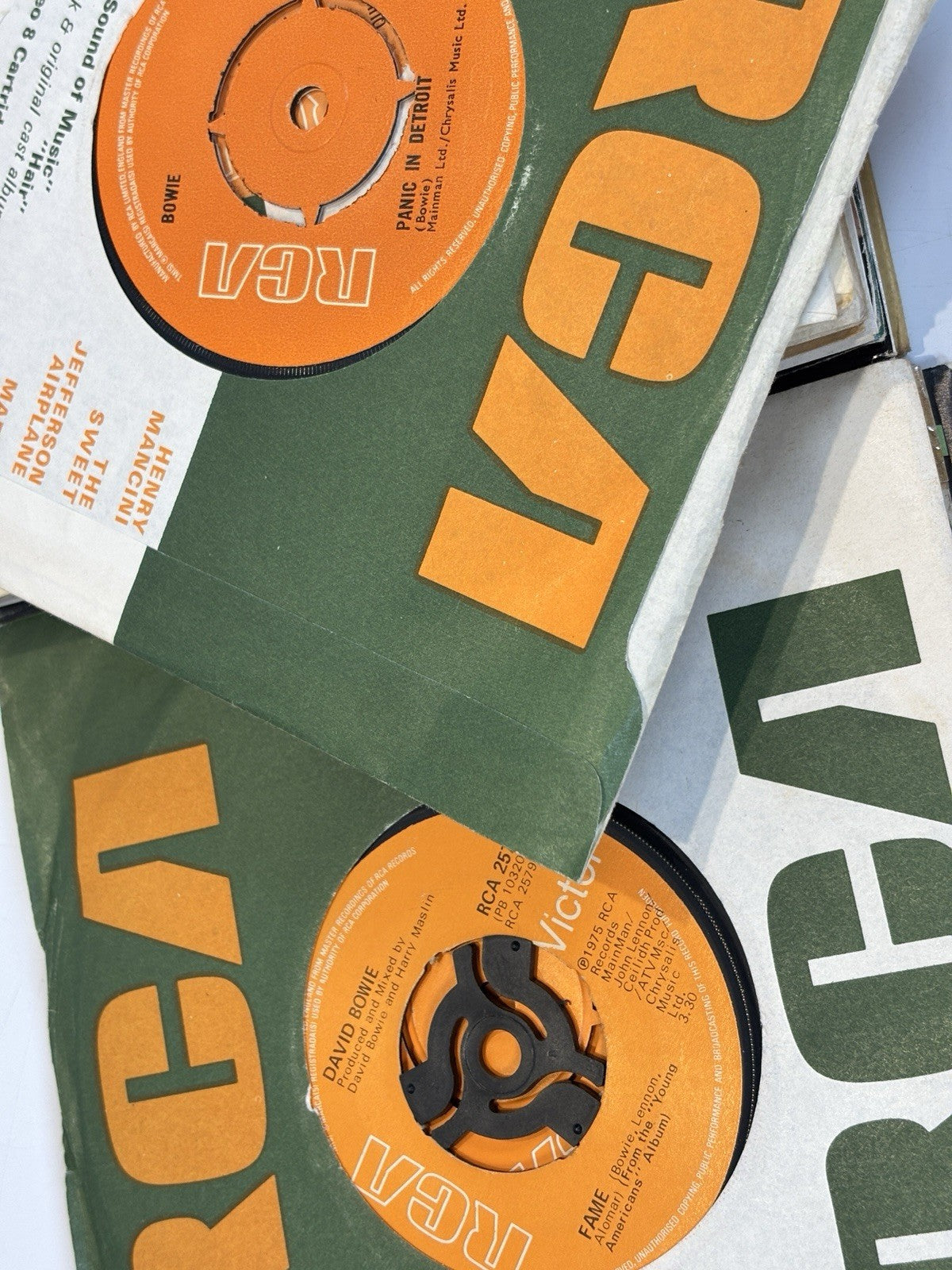 23x David Bowie 7” Bundle Vinyl Singles