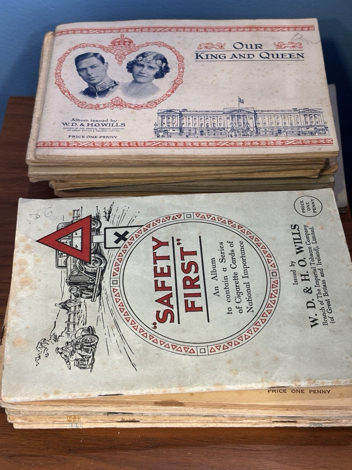 16x Vintage Cigarette Card Complete Albums