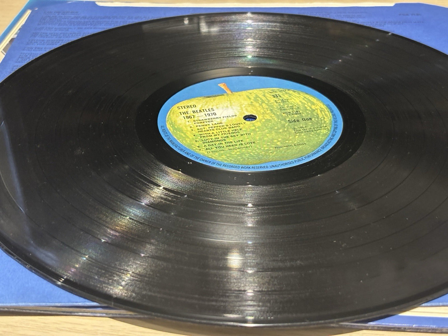 The Beatles 1967-1970 Blue Album 2xLP Vinyl UK Gatefold Pre Owned Collectable