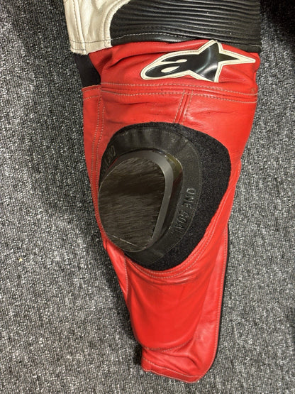 Alpinestars One Piece Leather Suit Size 42 (EUR 52)